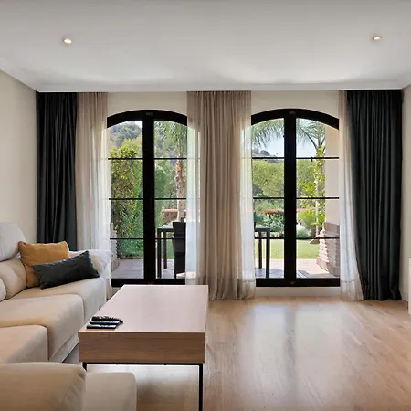 New! Arqueros Deluxe Apartment